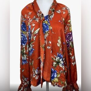 Free People Rare Floral design tie top! Size small